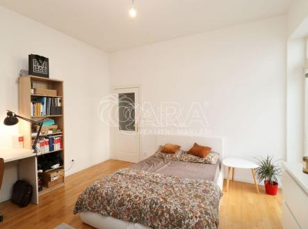 Pronájem bytu, 1+kk, 29 m²