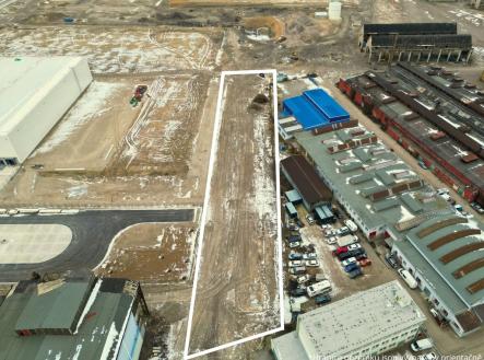 Prodej pozemku pro komerční výstavbu, 4 863 m²