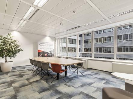 Pronájem kanceláře, 318 m²