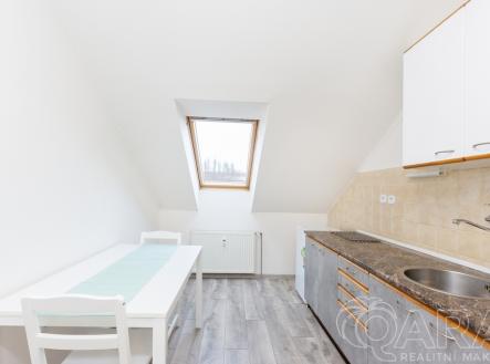 Pronájem bytu, 2+1, 53 m²