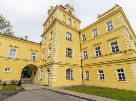 Pronájem kanceláře, 270 m²