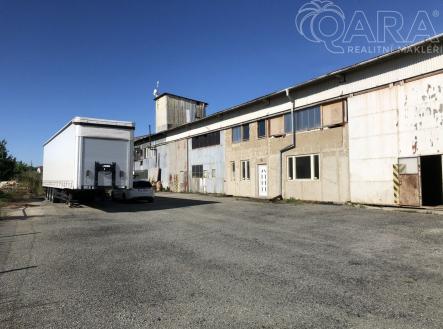 Pronájem skladovací prostor, 582 m²