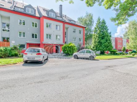 Pronájem bytu, 4+kk, 80 m²