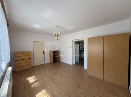 Pronájem bytu, 2+1, 73 m²