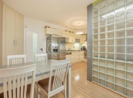 Pronájem bytu, 2+kk, 49 m²