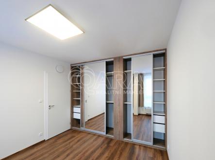 Pronájem bytu, 2+kk, 44 m²