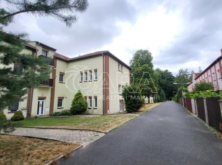 Pronájem bytu, 2+kk, 79 m²