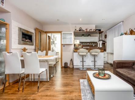 Prodej bytu, 3+kk, 64 m²