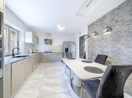 Prodej domu/vily, 160 m²