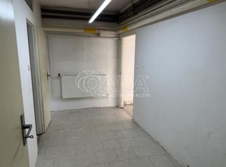 Pronájem obchodní prostory, 28 m²