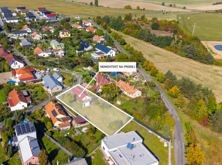 Prodej pozemku pro bydlení, 1 040 m²