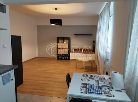 Pronájem bytu, 2+kk, 63 m²