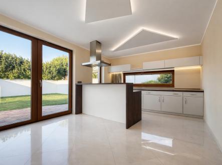 Prodej domu/vily, 277 m²