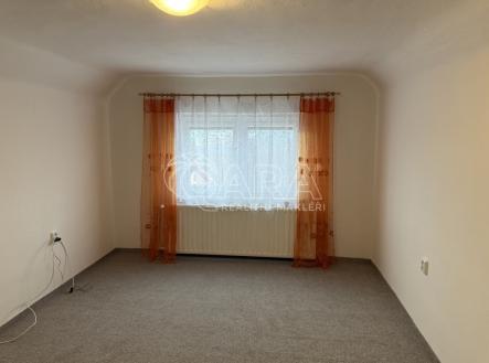 Pronájem bytu, 2+1, 50 m²