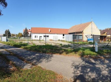 Pronájem skladovací prostor, 403 m²