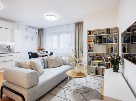 Prodej bytu, 3+kk, 66 m²