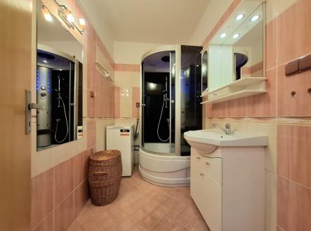 Pronájem bytu, 3+kk, 91 m²