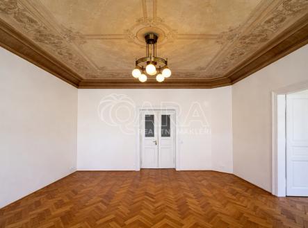 Pronájem bytu, 4+1, 151 m²