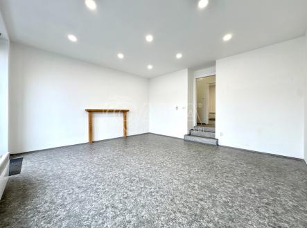 Pronájem obchodní prostor, 46 m²