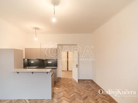Pronájem bytu, 2+kk, 62 m²