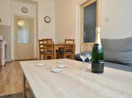 Pronájem bytu, 2+kk, 40 m²