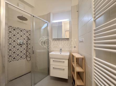 Pronájem bytu, 2+1, 90 m²