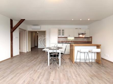 Pronájem bytu, 3+kk, 85 m²