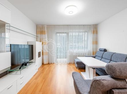 Pronájem bytu, 2+kk, 62 m²