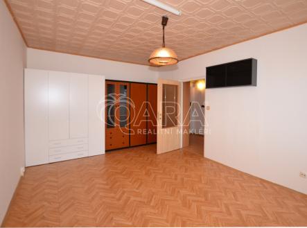 Pronájem bytu, 1+1, 38 m²