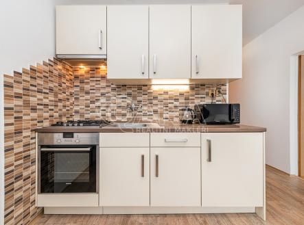 Pronájem bytu, 1+1, 37 m²