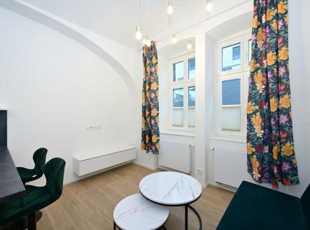 Pronájem bytu, 2+kk, 44 m²