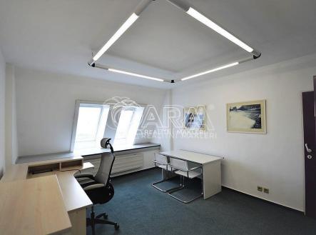 Pronájem kanceláře, 17 m²