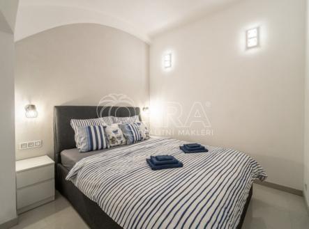 Pronájem bytu, 2+kk, 39 m²