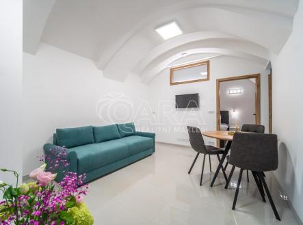 Pronájem bytu, 2+kk, 48 m²