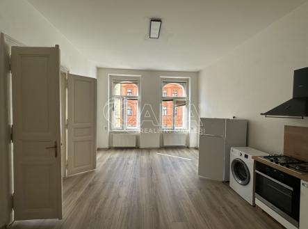 Pronájem bytu, 2+kk, 52 m²