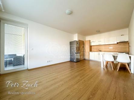 Pronájem bytu, 2+kk, 64 m²