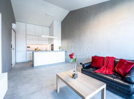 Pronájem bytu, 2+kk, 46 m²