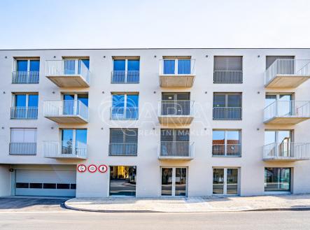 Pronájem bytu, 2+kk, 46 m²