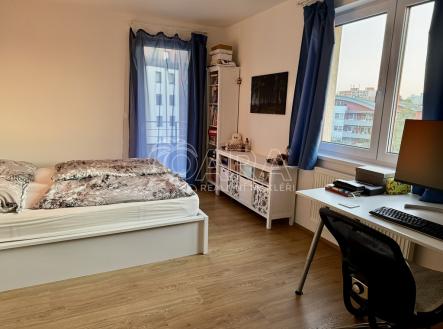 Pronájem bytu, 2+kk, 85 m²