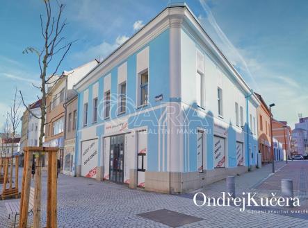 Prodej nájemního domu, 425 m²