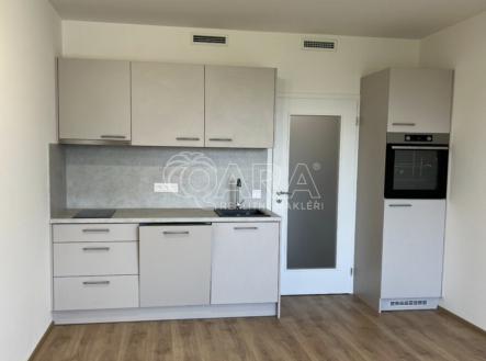 Pronájem bytu, 1+kk, 28 m²