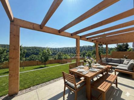 Prodej domu/vily, 245 m² obrázek