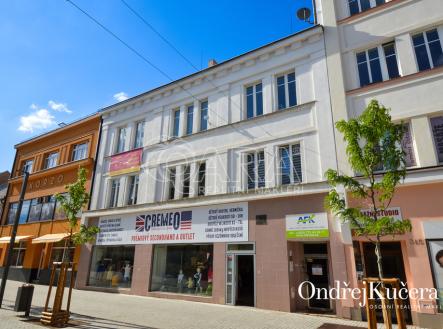 Prodej nájemního domu, 1 000 m²