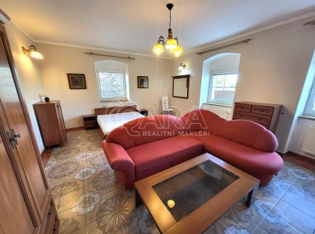 Pronájem bytu, 2+kk, 65 m²