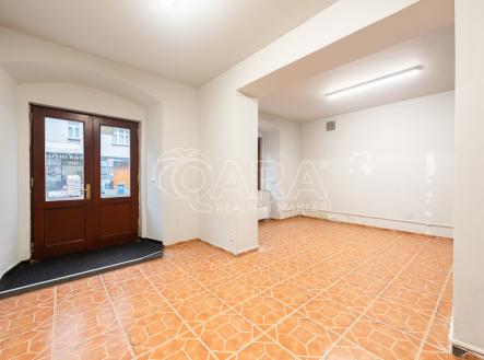 Pronájem obchodní prostor, 85 m²