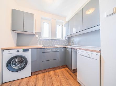 Pronájem bytu, 3+1, 80 m²