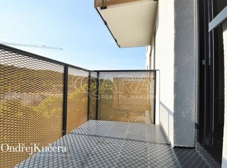 Pronájem bytu, 1+kk, 38 m²