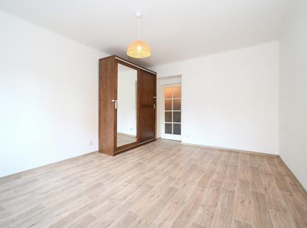 Pronájem bytu, 1+kk, 30 m²