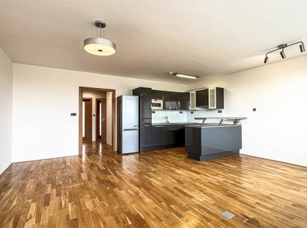 Pronájem bytu, 3+kk, 77 m²