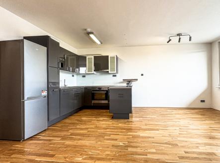 Pronájem bytu, 3+kk, 77 m²